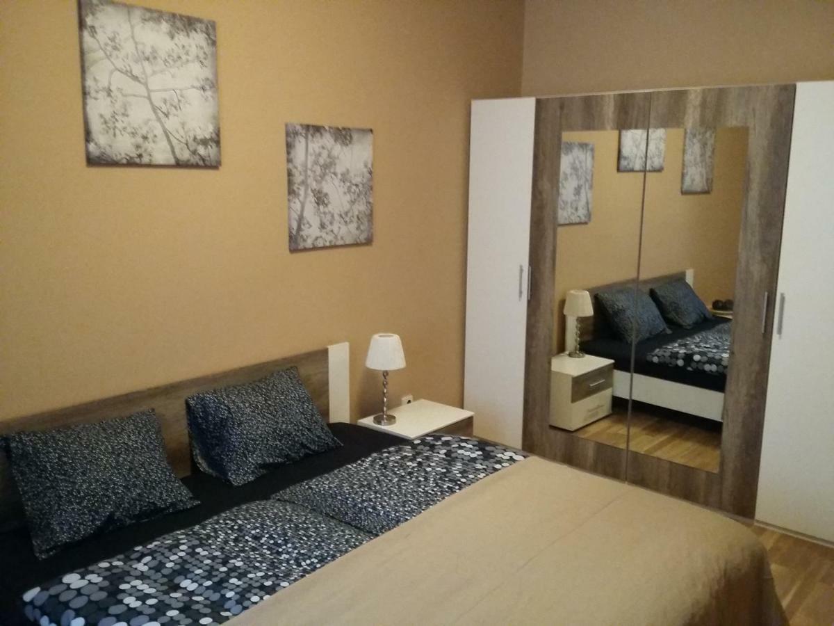 Angel Apartment Nr 4 Near To The Center Прага Экстерьер фото