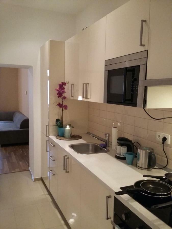 Angel Apartment Nr 4 Near To The Center Прага Экстерьер фото
